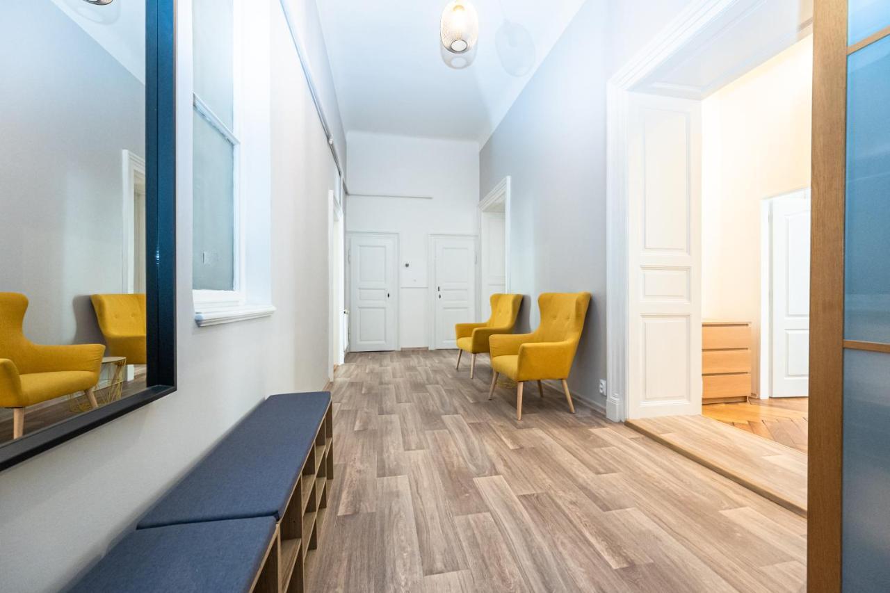 New Town Central Apartment Prága Kültér fotó